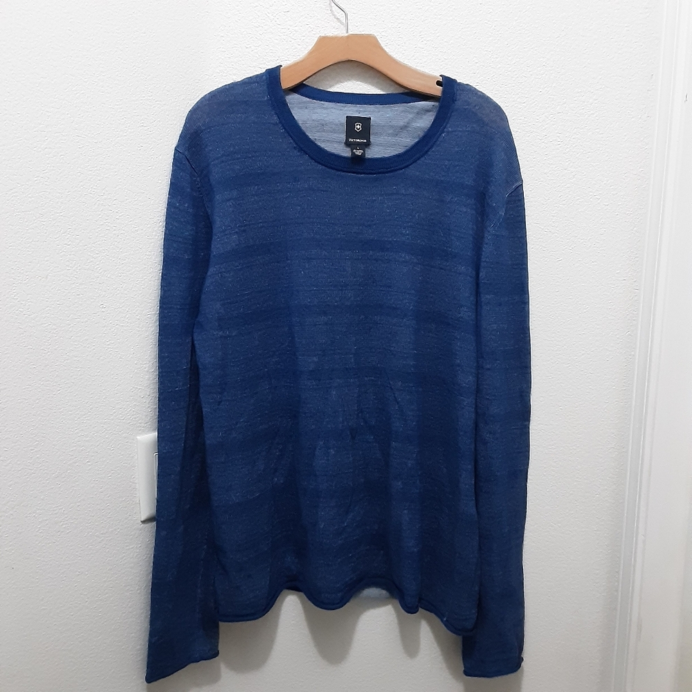 Victorinox Crew Pullover Vented Long Sleeve